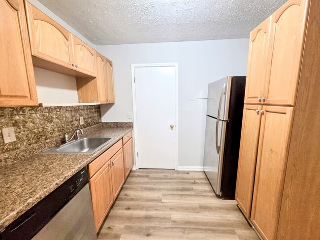 Building Photo - 2259 Salt Springs Pl