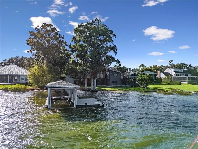 Building Photo - 3824 Gaines Dr