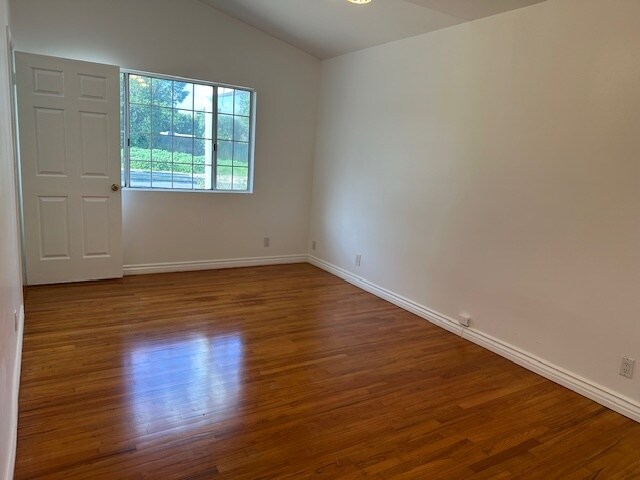 Building Photo - 5368 Crebs Ave