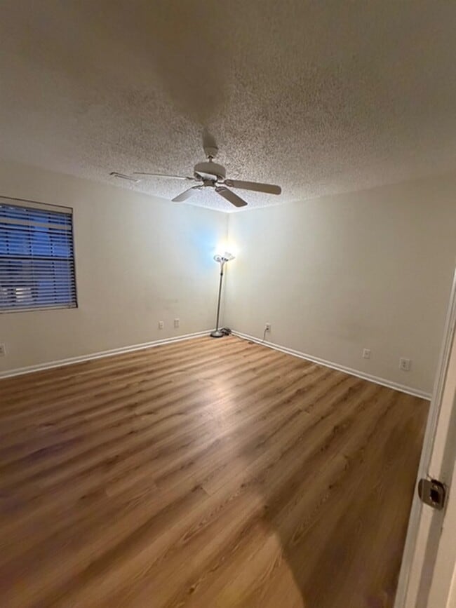 Building Photo - 6703 Jefferson Pl