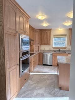 Building Photo - 5080 Old Bitterroot Rd