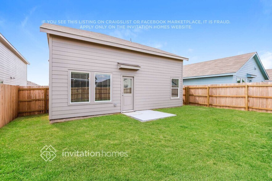 Building Photo - 741 Llano Sky Trl