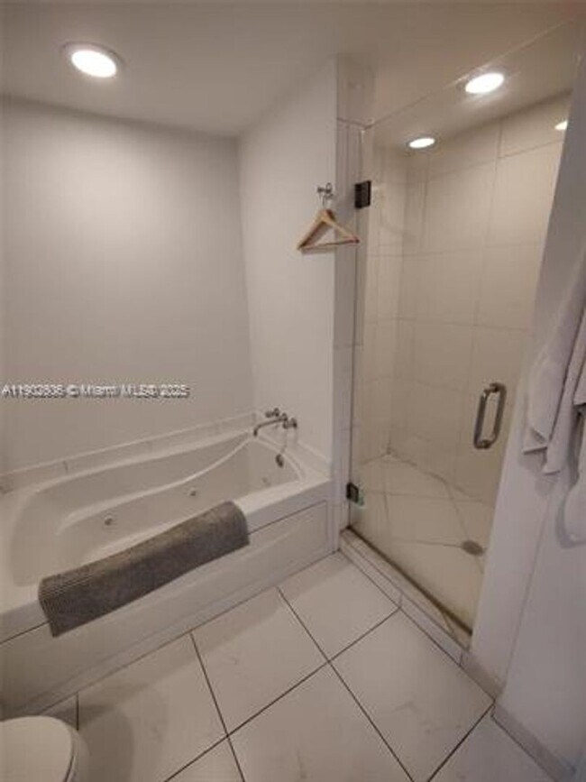 Building Photo - 55 SE 6th St