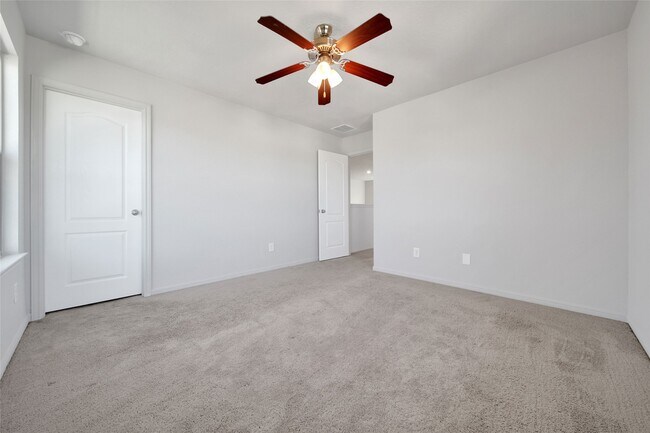 Building Photo - 20864 Sheffield Pk Dr