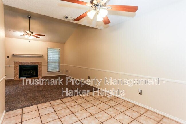 Building Photo - 1208 Westway Cir