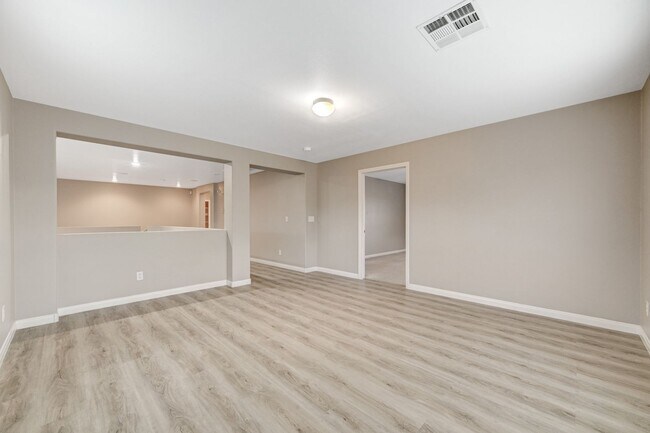 Building Photo - 1st MONTH FREE! Lone Mountain Heights Luxu...