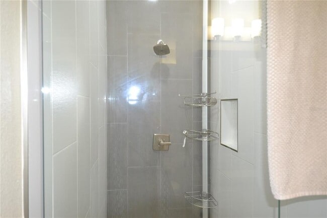 Building Photo - 5146 Tangelo Dr