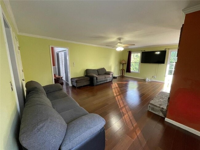 Building Photo - 156 Plantation Trce