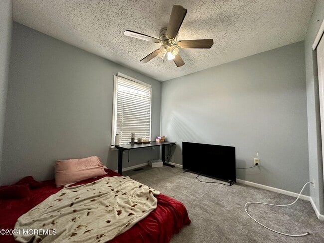 Building Photo - 2504 Strawberry Patch Ct