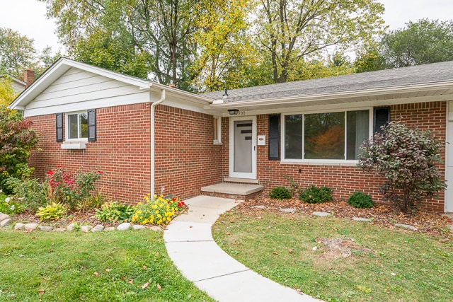 Building Photo - 900 Patricia Ave