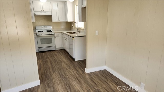 Building Photo - 26102 Bamboo Palm Dr