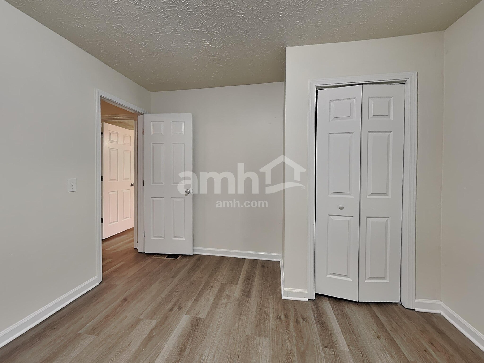 Building Photo - 5015 Sunbrook Dr NW