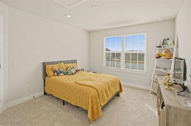 Building Photo - 305 Meuse Ln