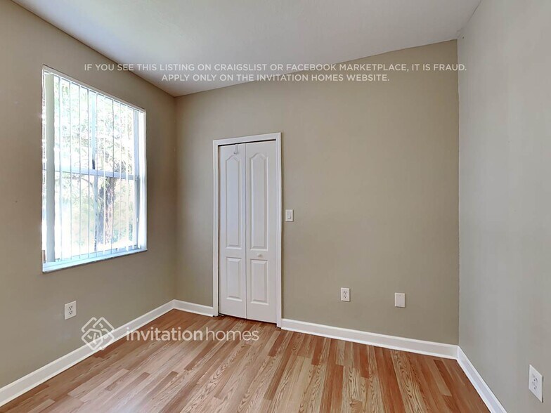 Building Photo - 15551 SW 21st Terrace