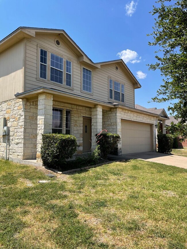 Building Photo - Available Now! Bright & Spacious 3BR/2.5BA with Loft and Two-Car Garage in Sendero Springs