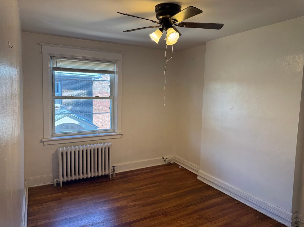 Building Photo - 5710 Beacon St