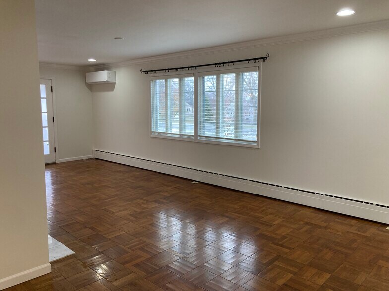 Building Photo - 6204 W Kimberly Rd