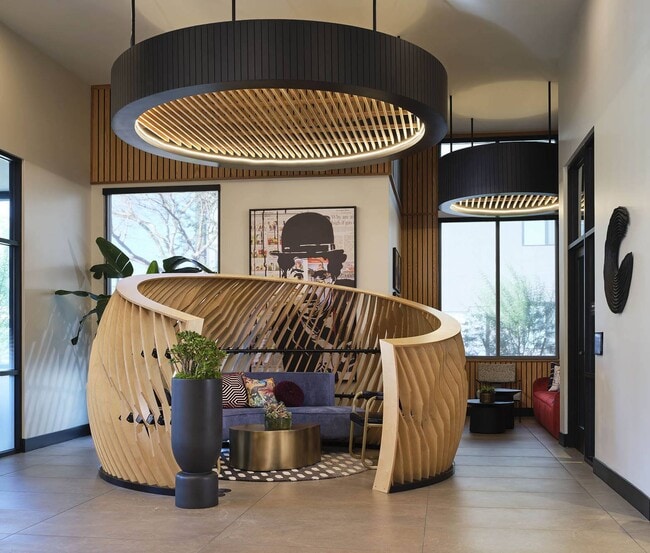 Building Photo - Halogen