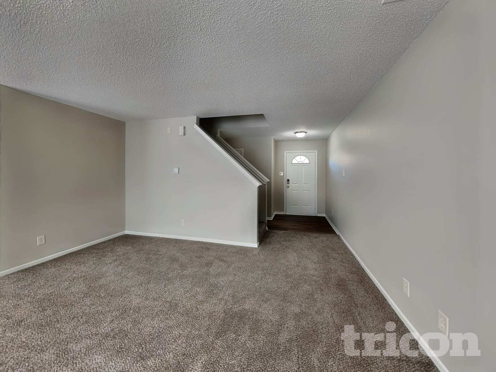 Building Photo - 9017 Southernwood Way