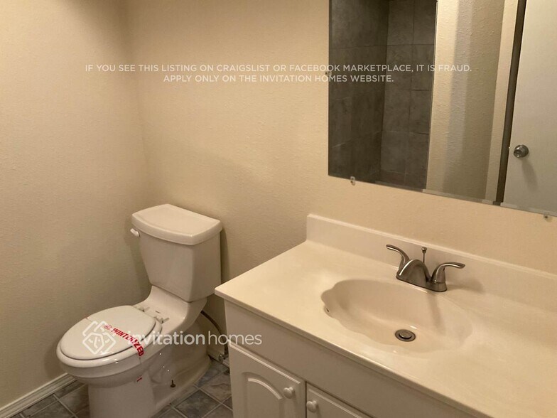 Building Photo - 3455 Birnamwood Dr