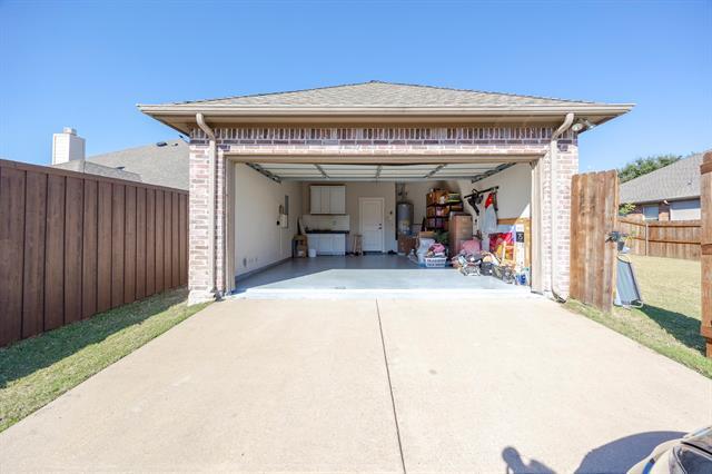 Building Photo - 2711 Sugar Maple Dr