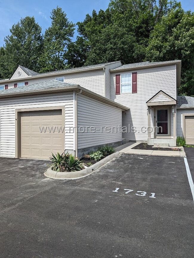 Building Photo - Remodeled condo in Hilliard Schools
