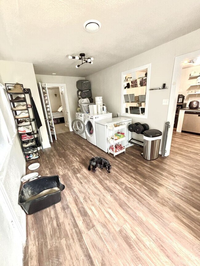 Building Photo - Updated 3-bedroom house with HUGE YARD!!