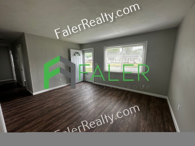 Building Photo - Beautifully Remodeled Home - Available NOW!