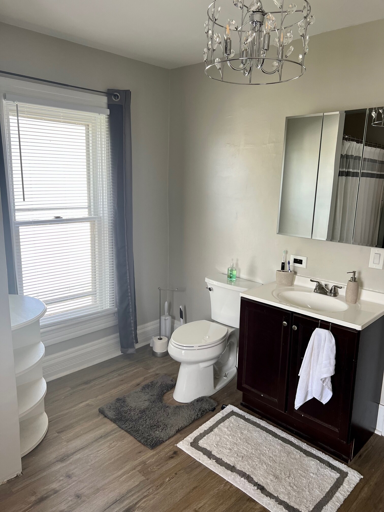 Bathroom - 309 May St