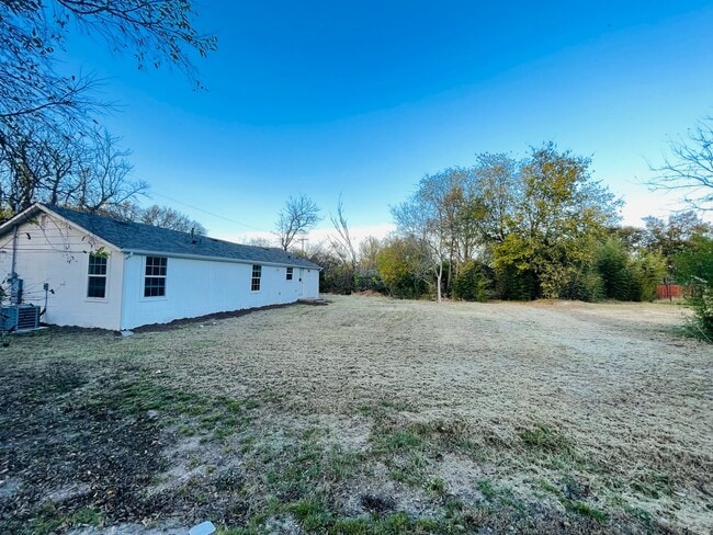 Building Photo - 1104 Evans St