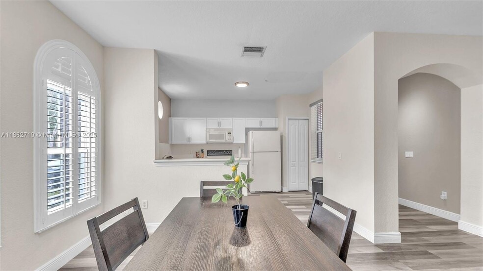 Building Photo - 4465 SW 160th Ave
