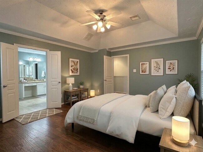 Building Photo - 3410 Skyline Village Dr