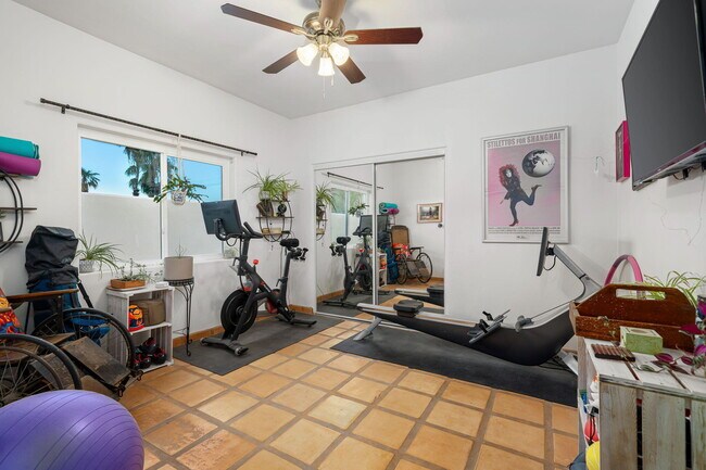 Building Photo - 53845 Avenida Cortez
