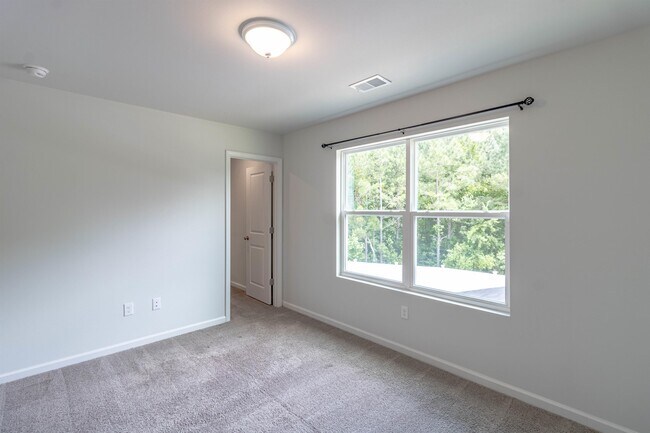 Building Photo - 147 Enclave Wy