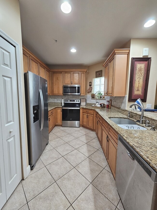 Building Photo - 1335 Sweetwater Cove