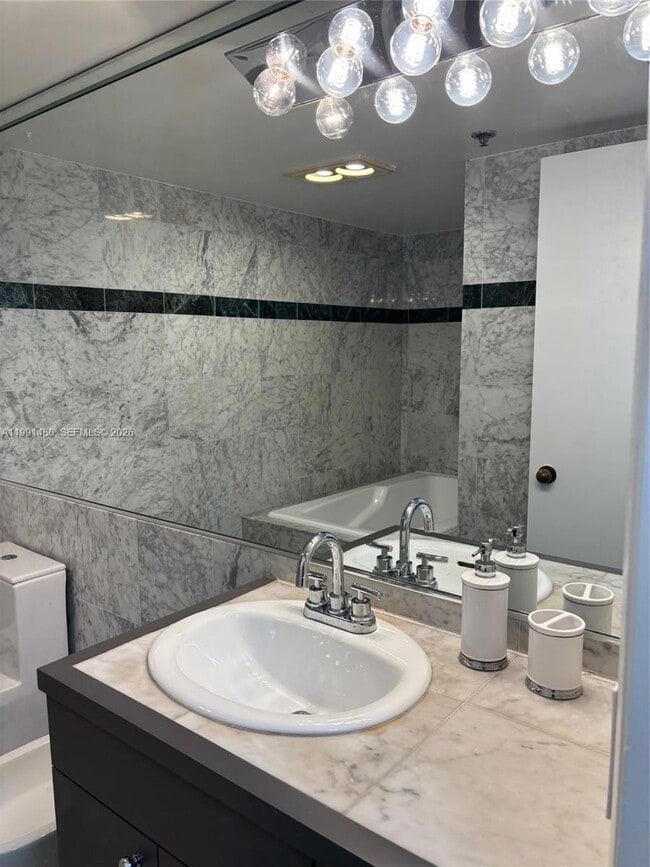 Building Photo - 201 Crandon Blvd