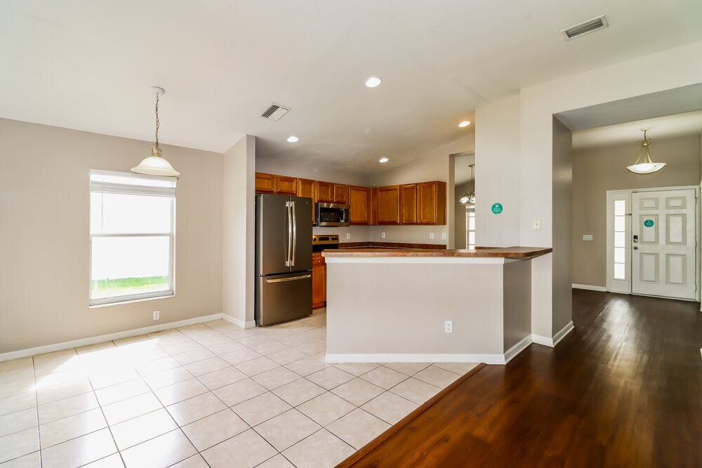 Building Photo - 11903 Autumn Creek Dr
