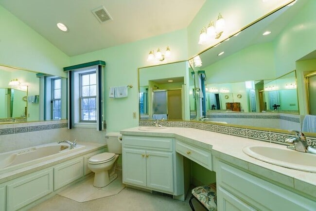 Building Photo - 5432 W Burning Bush Ln