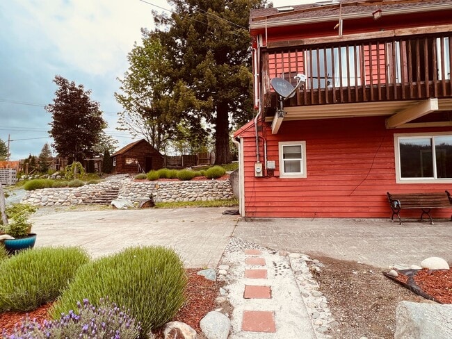 Building Photo - 1 bedroom duplex with office, in Big Lake