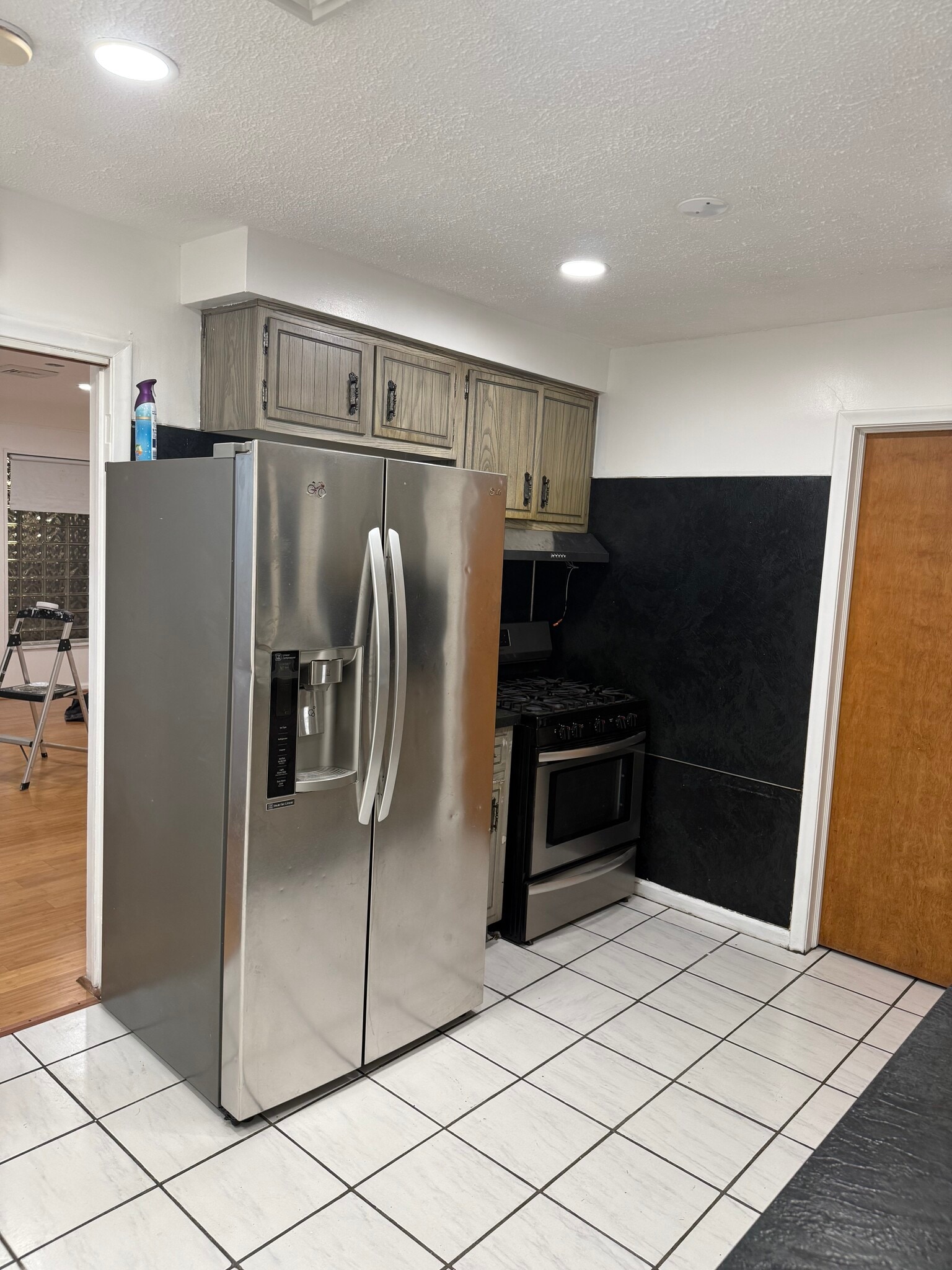 Building Photo - 5654 Burger St