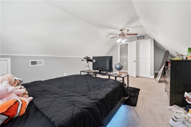 Building Photo - 52 Thomas Pl Dr