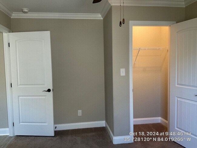 Building Photo - One Year Old - 3 Bedroom House