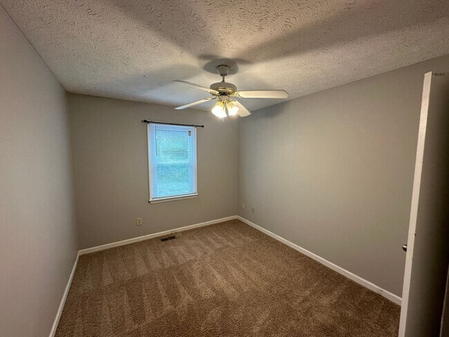 Building Photo - 2341 Rustic Trail