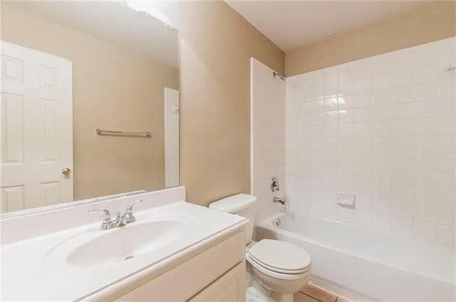 Building Photo - 5912 Deer Run Dr