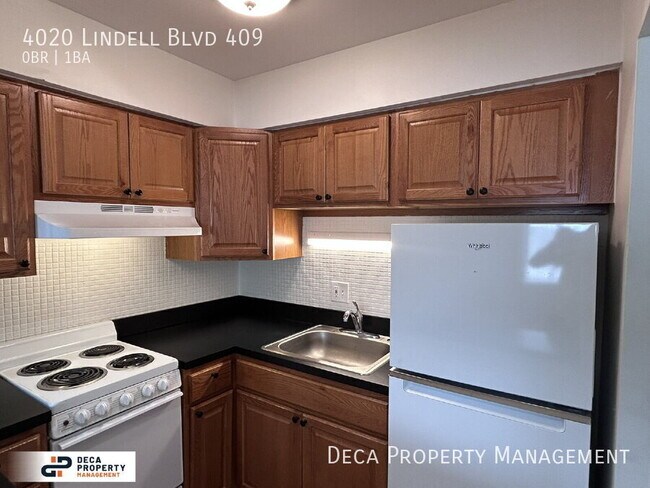 Building Photo - 4020 Lindell Blvd