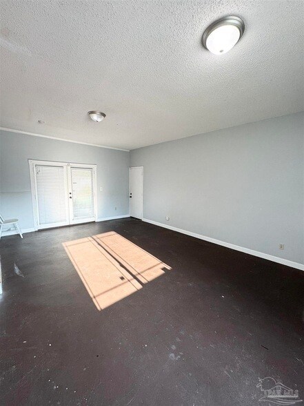 Building Photo - 1200 Wilson Ave