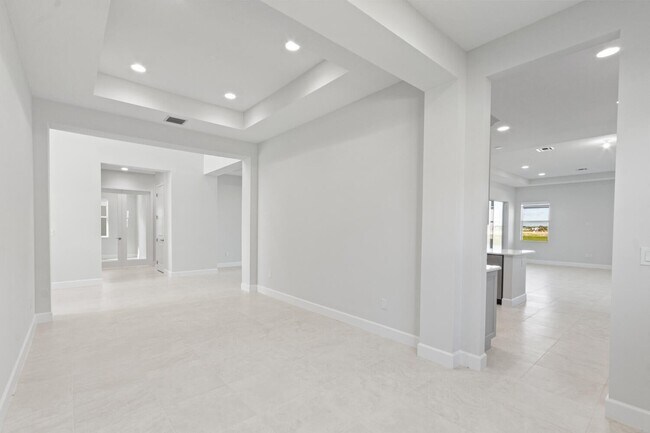 Building Photo - 5579 Liberty Ln