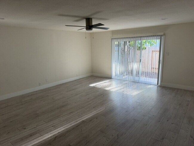 Building Photo - Home For Rent in Fair Oaks, CA