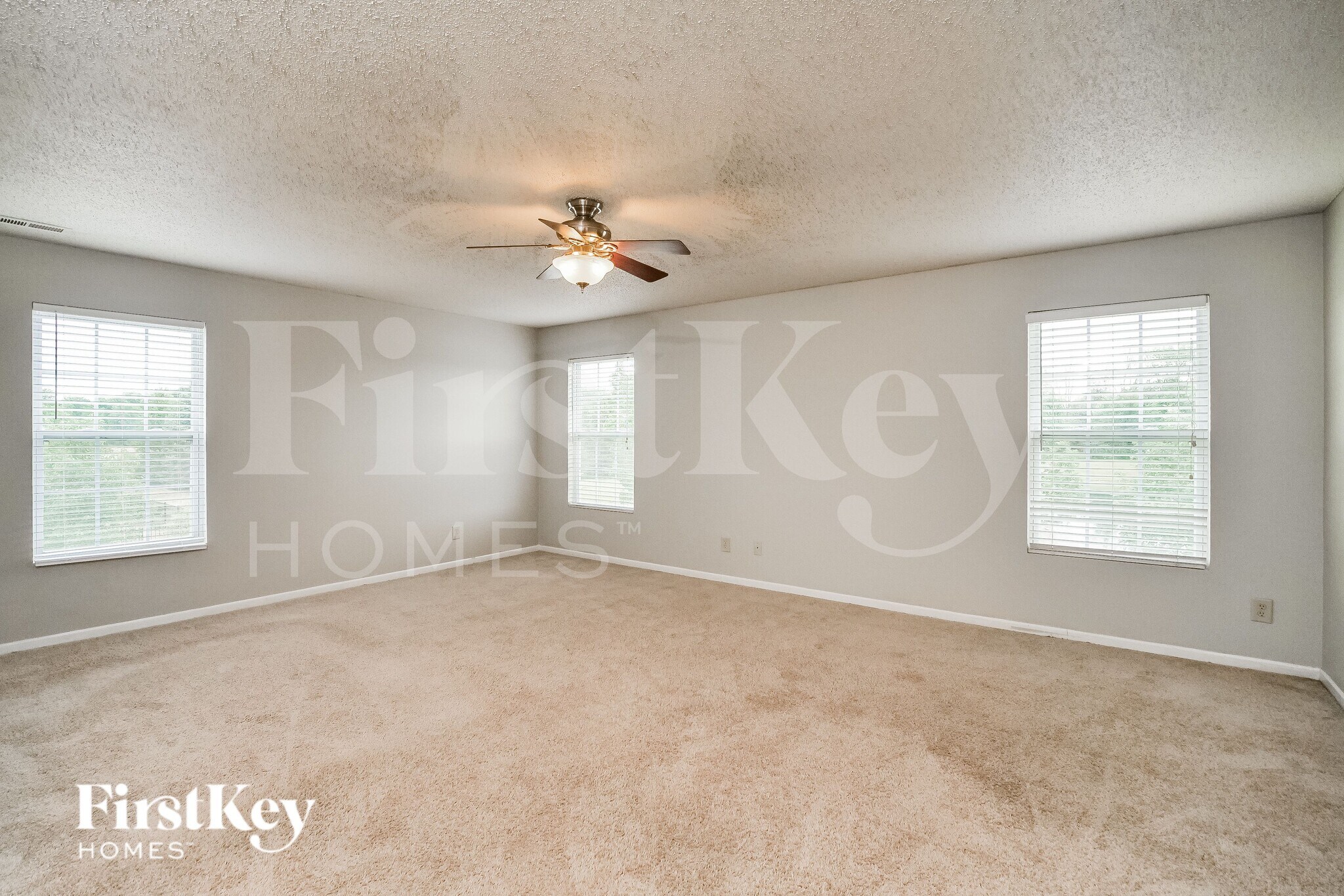 Building Photo - 14267 Clapboard Dr