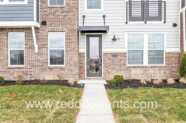 Building Photo - 7314 W County Rd 600 N